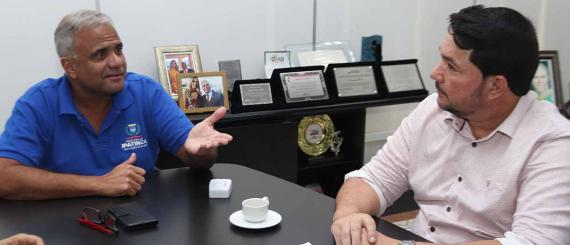 Prefeito Nardyello Rocha recebe o deputado Federal Eneas Reis (PSL).JPG